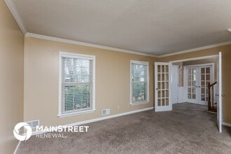 5902 Stone Bluff Rd in Louisville, KY - Building Photo - Building Photo