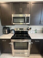 784 NE 206th Terrace in Miami, FL - Building Photo - Building Photo