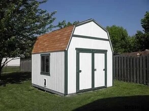 3128 Sheridan Rd, Unit 2nd front bedroom in Bellevue, NE - Foto de edificio - Building Photo