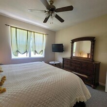 3624 Peck St in Sarasota, FL - Building Photo - Building Photo