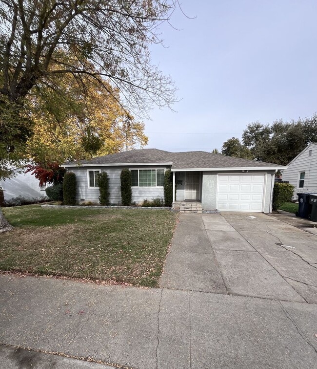 1531 Arvilla Dr in Sacramento, CA - Building Photo - Building Photo