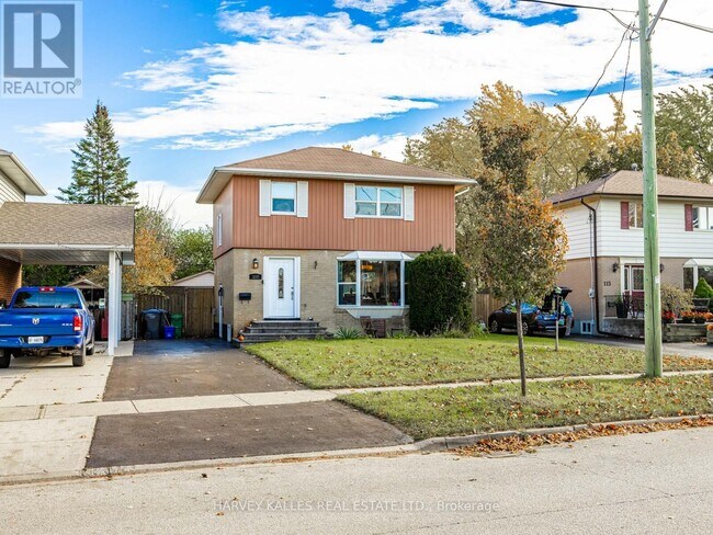 117 Eldomar Ave in Brampton, ON - Building Photo - Building Photo