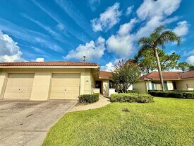 18308 Aintree Ct in Tampa, FL - Building Photo