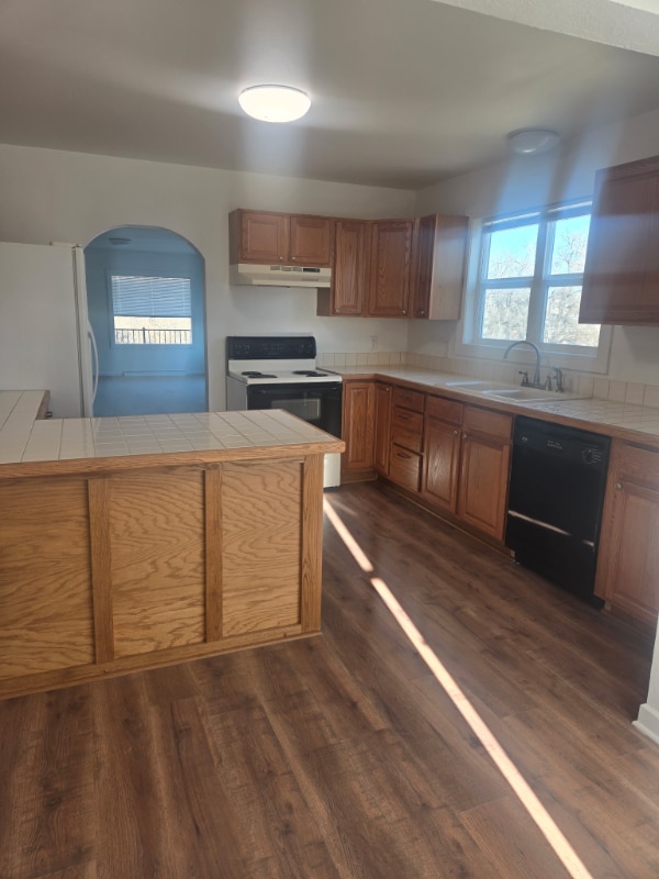 1228 Broadwater Ave in Billings, MT - Foto de edificio - Building Photo