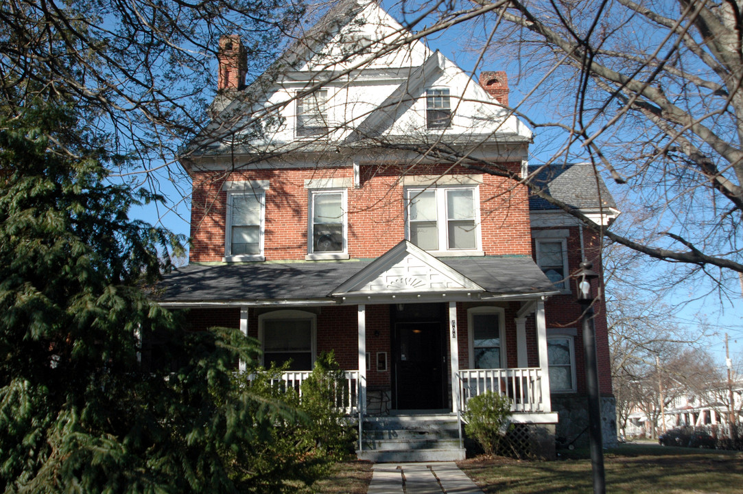 Carrie Court in Phoenixville, PA - Building Photo