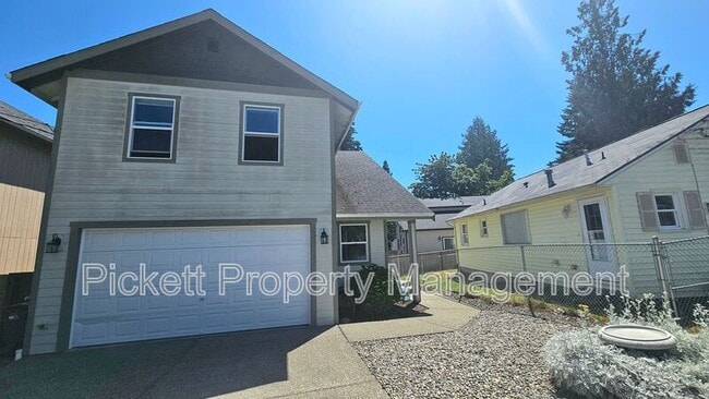 property at 102 Goldenrod St