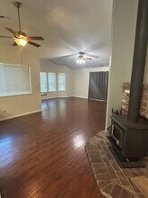 1152 Bridle Ct in Auburn, CA - Building Photo - Building Photo