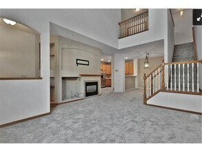 13903 Erwin Ct in Eden Prairie, MN - Foto de edificio - Building Photo