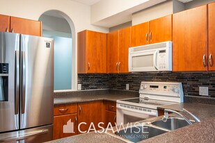 8488-111 111 St NW in Edmonton, AB - Building Photo