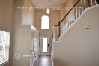 1055 Crabapple Lake Cir in Roswell, GA - Building Photo - Building Photo