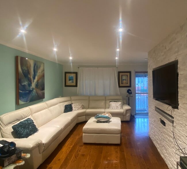 property at 2719 Morgan Ave