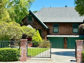 2020 Fifth Ave in San Rafael, CA - Building Photo - Building Photo