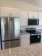 3452 Barringer Dr SE in Palm Bay, FL - Building Photo - Building Photo