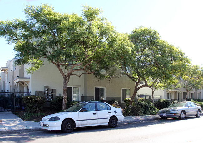 Vista Verde Apartments in San Diego, CA - Building Photo - Building Photo