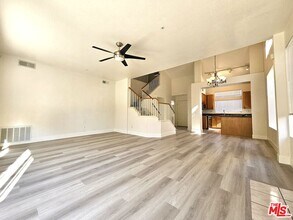 7254 Brienza Pl in Rancho Cucamonga, CA - Foto de edificio - Building Photo