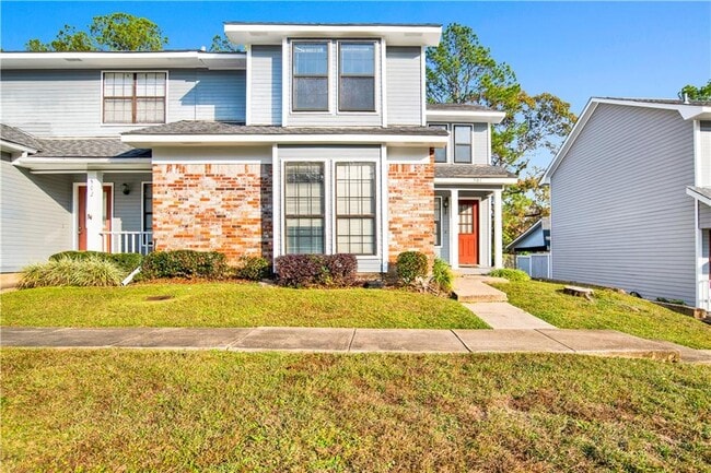 5900 Grelot Rd in Mobile, AL - Building Photo - Building Photo