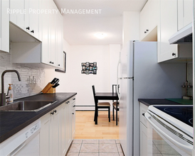 315 Heritage Dr SE in Calgary, AB - Building Photo - Building Photo