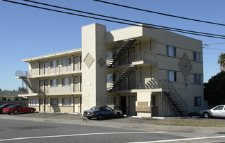 2488 Market Apartments