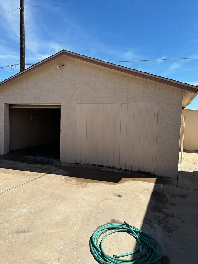 2016 Carlee Dr in Pueblo, CO - Building Photo - Building Photo