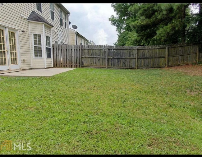 property at 5495 Hampton Ct