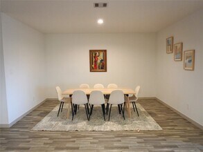 6823 Dell Vista Drive in Rosenberg, TX - Building Photo - Building Photo