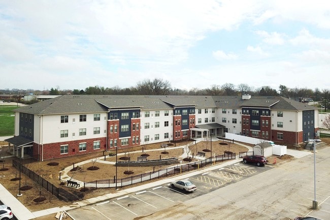 Metro Landing of Swansea - Senior 55+ in Swansea, IL - Foto de edificio - Building Photo