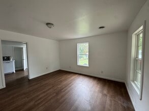512 N Hill St in Greeneville, TN - Building Photo - Building Photo