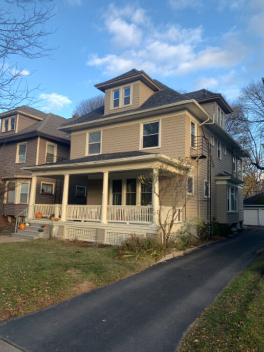 346 S Goodman St in Rochester, NY - Building Photo