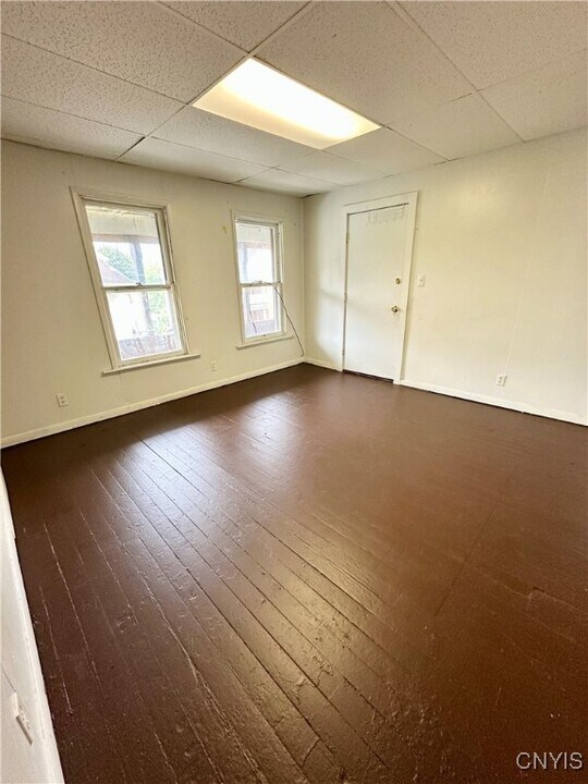 1112 Lenox Ave in Utica, NY - Building Photo