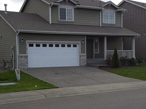 19103 23rd Ave Ct E in Tacoma, WA - Building Photo - Building Photo