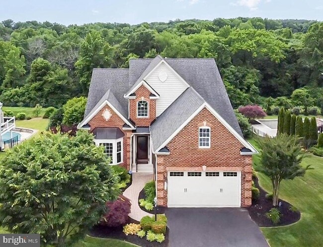 property at 714 Monarchos Dr