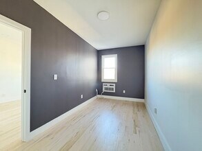 30 Providence St, Unit 2F in Newark, NJ - Foto de edificio - Building Photo
