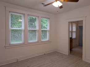 2112 W Broadway in Hopewell, VA - Building Photo - Building Photo
