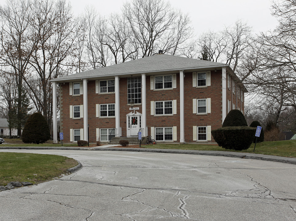 Auburn Garden Apartments in Auburn, MA - Building Photo