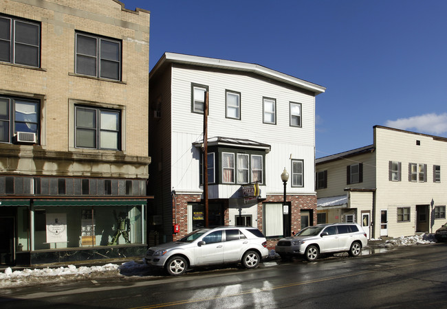 104 S Main St in White River Junction, VT - Building Photo - Building Photo