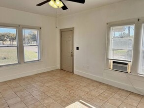 2104 Ave A in Wichita Falls, TX - Building Photo - Building Photo