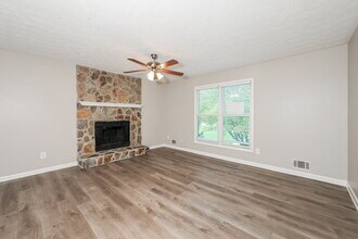 2958 Quinbery Dr in Snellville, GA - Building Photo - Building Photo