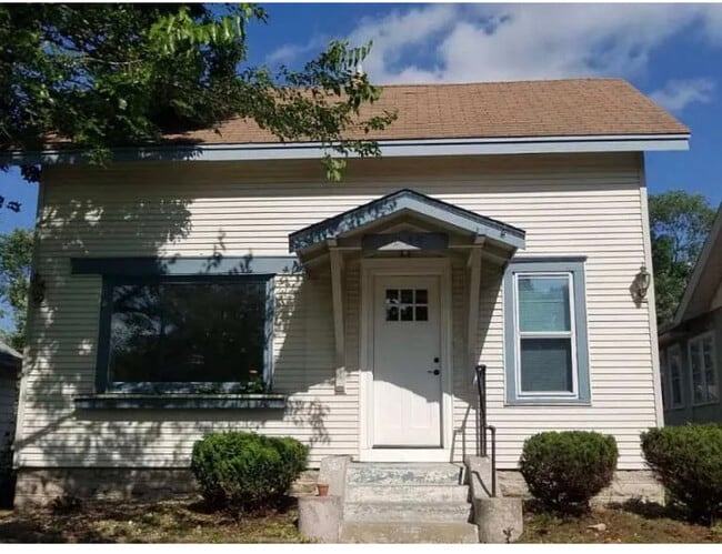 property at 4239 Longfellow Ave