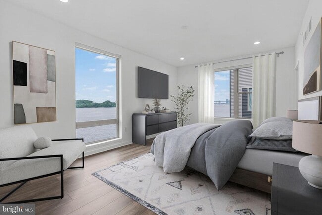 property at 3212 Evergreen Walk