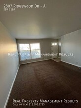 2807 Ridgewood Dr-Unit -A in Evansville, IN - Foto de edificio - Building Photo