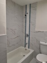 40 N 6th St, Unit 1 in Newark, NJ - Foto de edificio - Building Photo