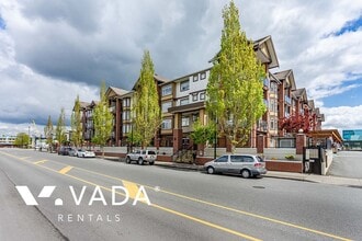 5660-201A 201A St in Langley, BC - Building Photo - Building Photo