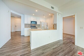 1101 S Harvard Blvd in Los Angeles, CA - Building Photo - Building Photo