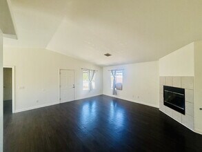 6621 Ivanpah Ave in Twentynine Palms, CA - Building Photo - Building Photo