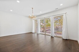 15875 Spectrum Dr in Addison, TX - Building Photo - Building Photo