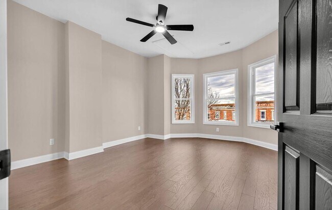 2045 E 31st St in Baltimore, MD - Building Photo - Building Photo