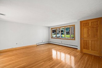 60 Hopkins St in Revere, MA - Building Photo - Building Photo