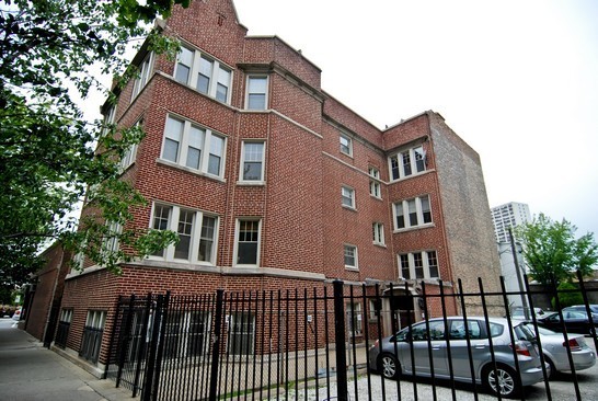 734 W Waveland Ave in Chicago, IL - Building Photo