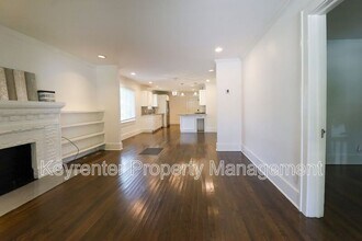 1203 S Florence Pl in Tulsa, OK - Foto de edificio - Building Photo