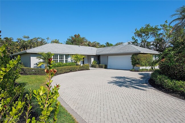 property at 525 Portside Dr